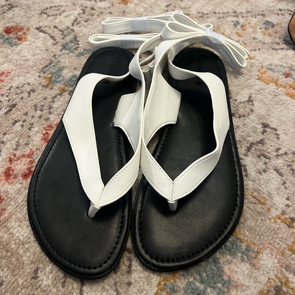 Sandals - Picture 2 of 2